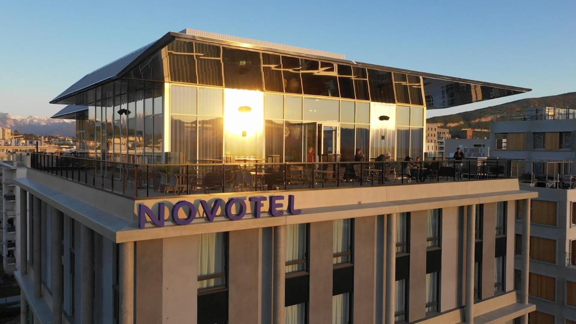 Novotel Annemasse Centre - Porte De Geneve Exterior photo