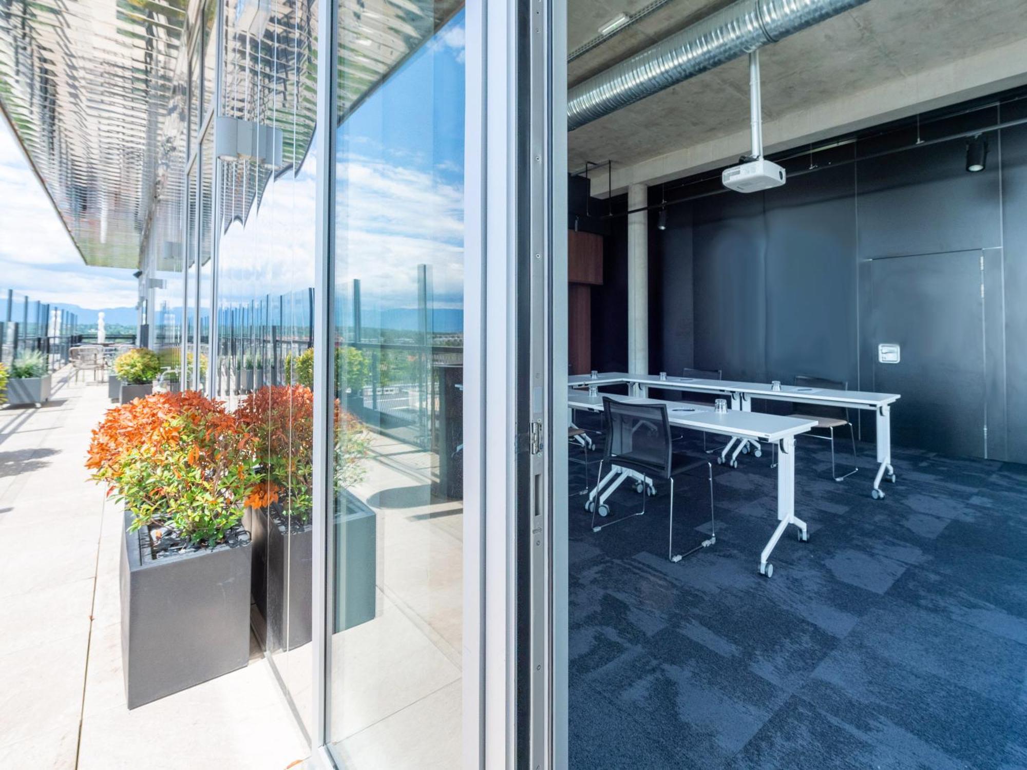 Novotel Annemasse Centre - Porte De Geneve Exterior photo