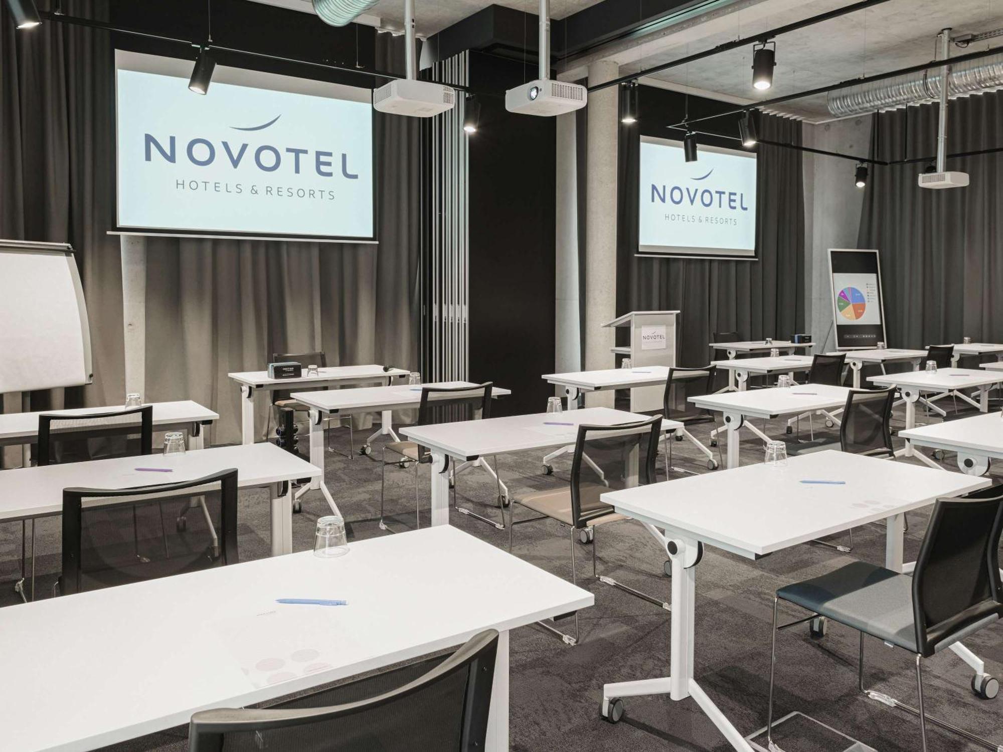 Novotel Annemasse Centre - Porte De Geneve Exterior photo